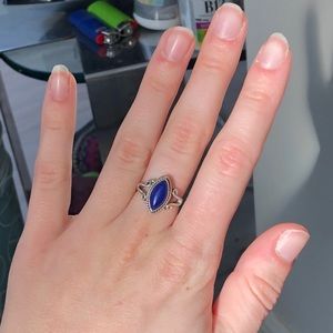 Beautiful royal blue stone 925 stamped ring